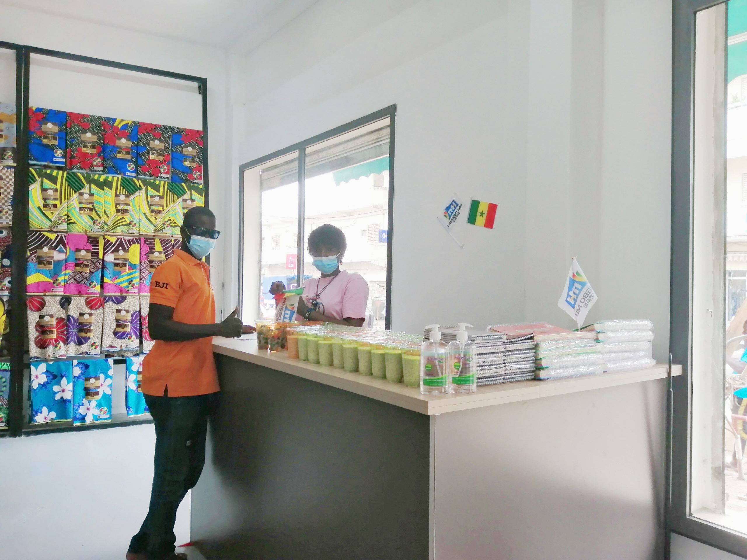 用心澆灌 締造服裝輔料王國 海外塞內加爾蠟布/連片店鋪正式開業(yè)