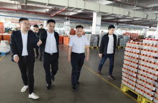 縣委副書記一行深入湖南萌恒走訪調(diào)研