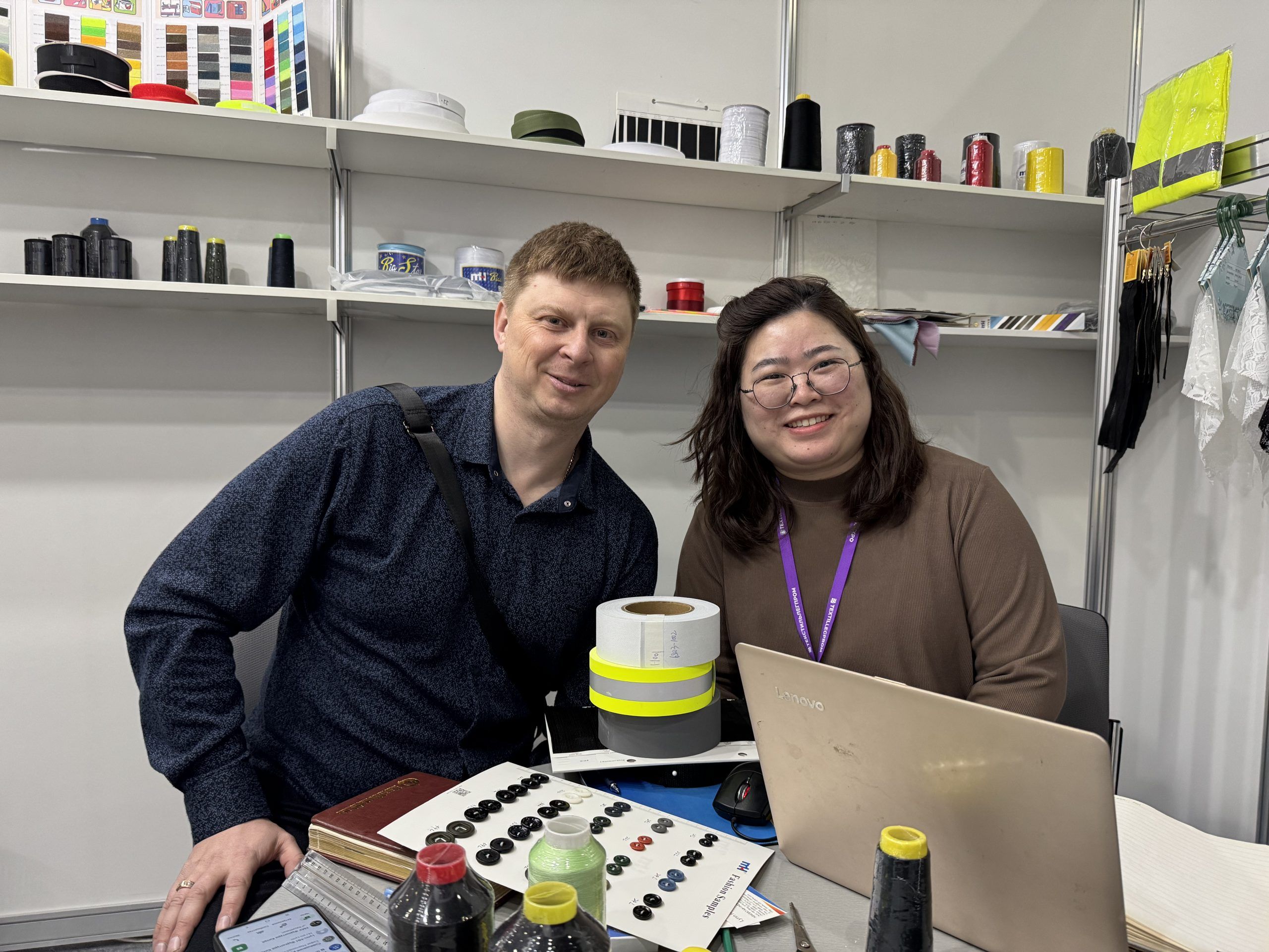 萌恒亮相俄羅斯國(guó)際輕工紡織及設(shè)備展